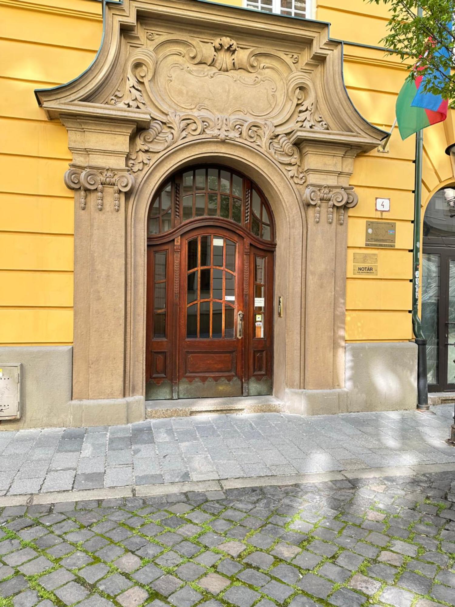 Apartment In Historical Part - Old Town Top Address براتسيلافا المظهر الخارجي الصورة